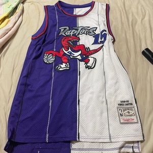 Mitchel and ness??? Vince carter half and half Toronto raptors jersey size large